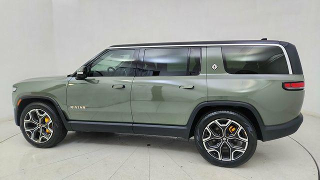 Rivian R1S 2022
