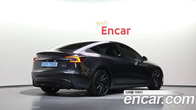 Tesla Model 3 2026