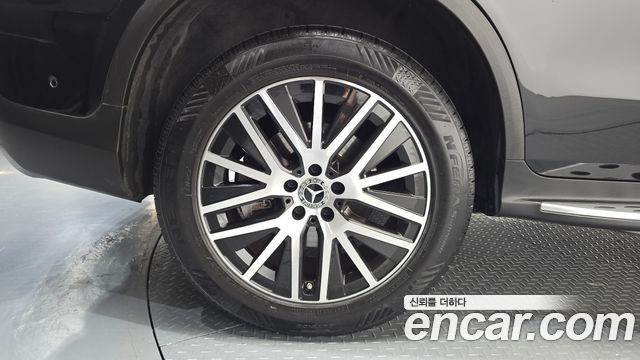 Mercedes-Benz GLC 2021