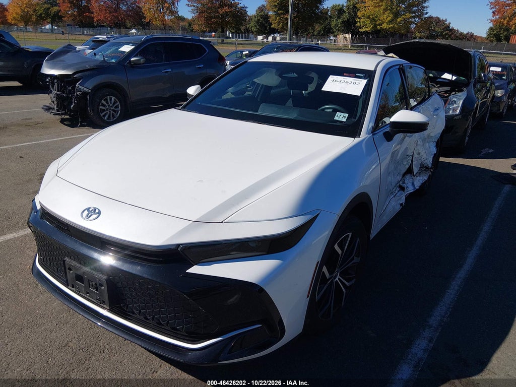 Toyota Crown 2023