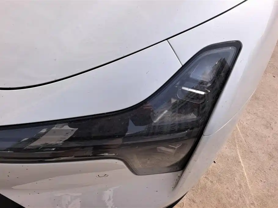 Xpeng Mona M03 2025