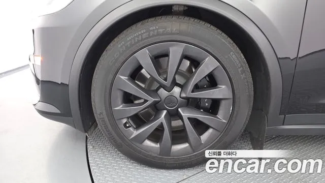 Tesla Model X 2024