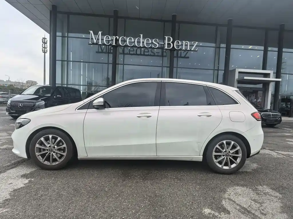 Mercedes-Benz B-Класс 2022