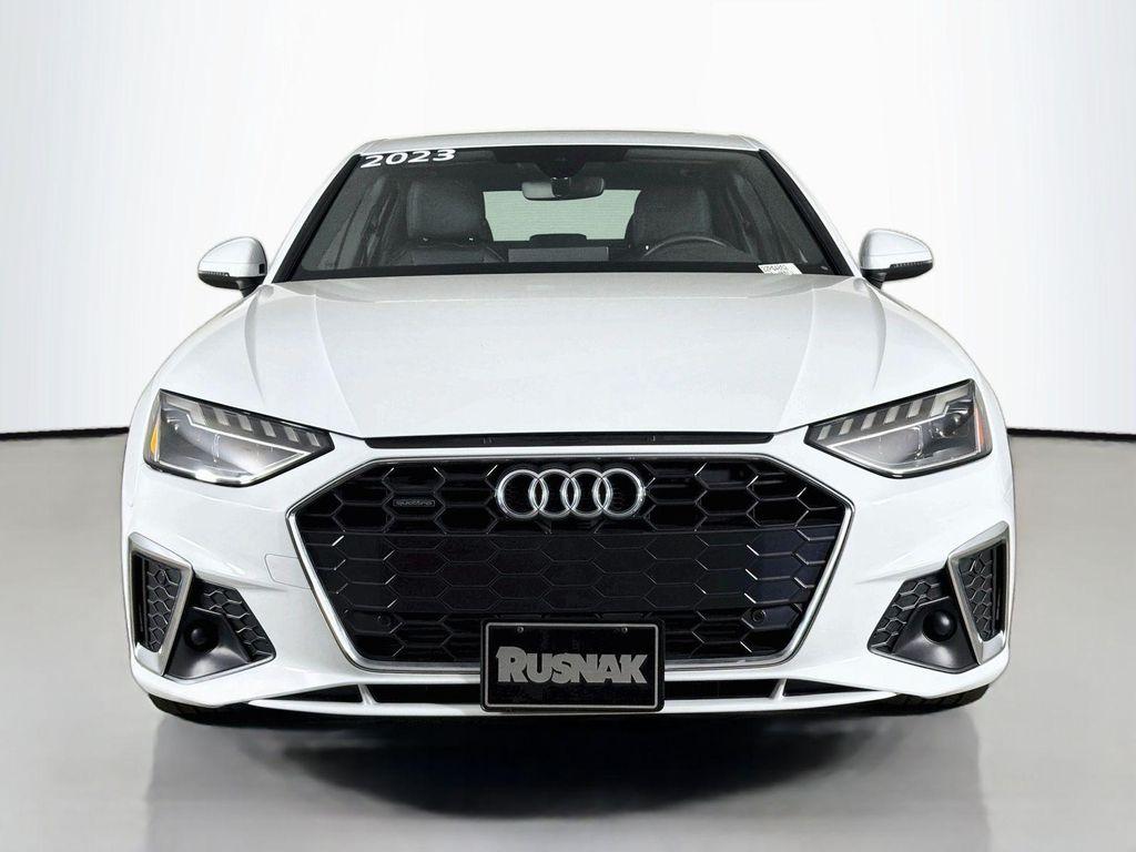 Audi A4 2023