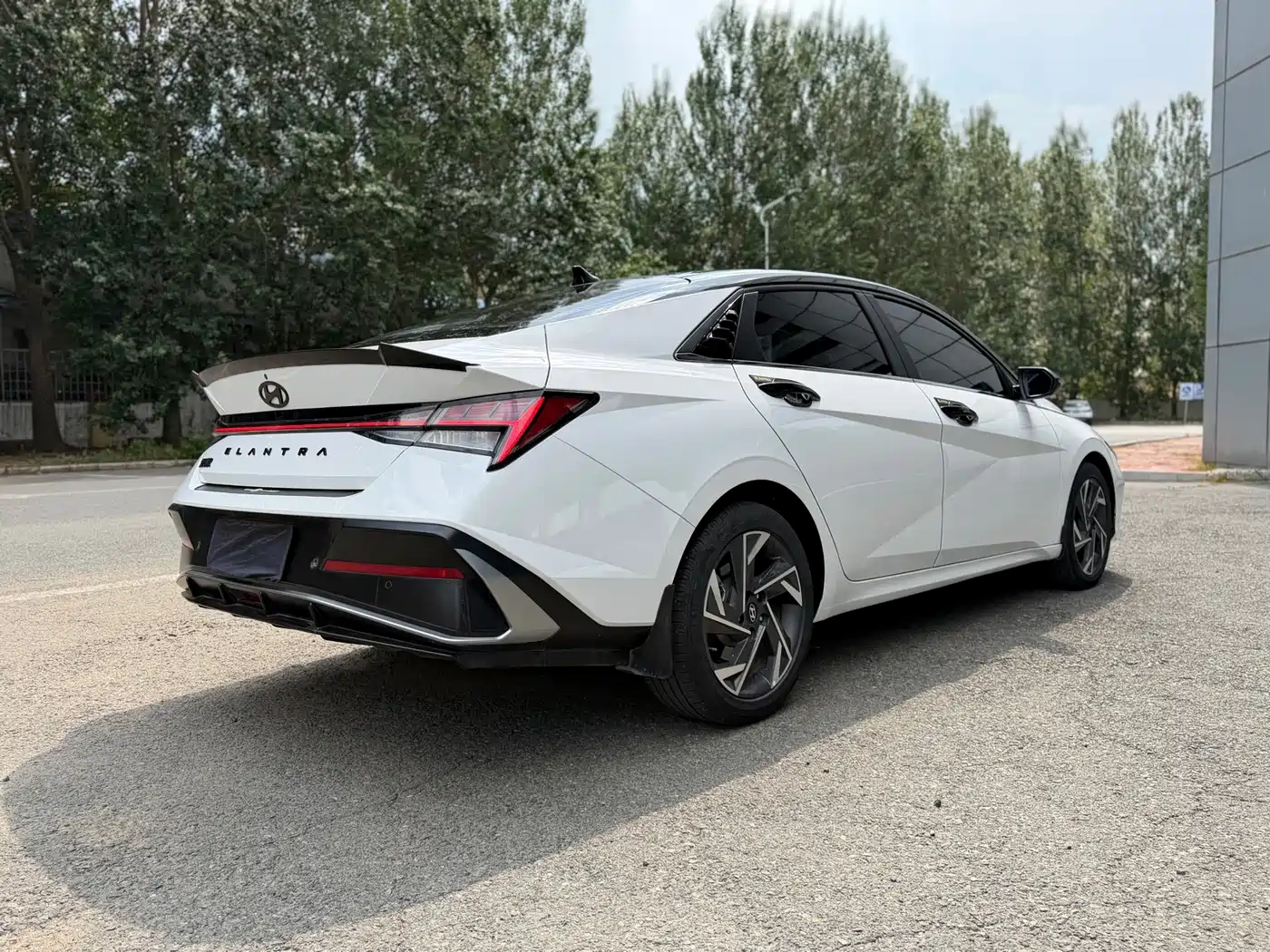 Hyundai Elantra 2024