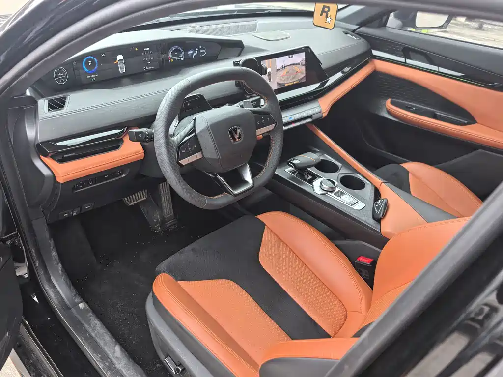 Changan UNI-V 2024