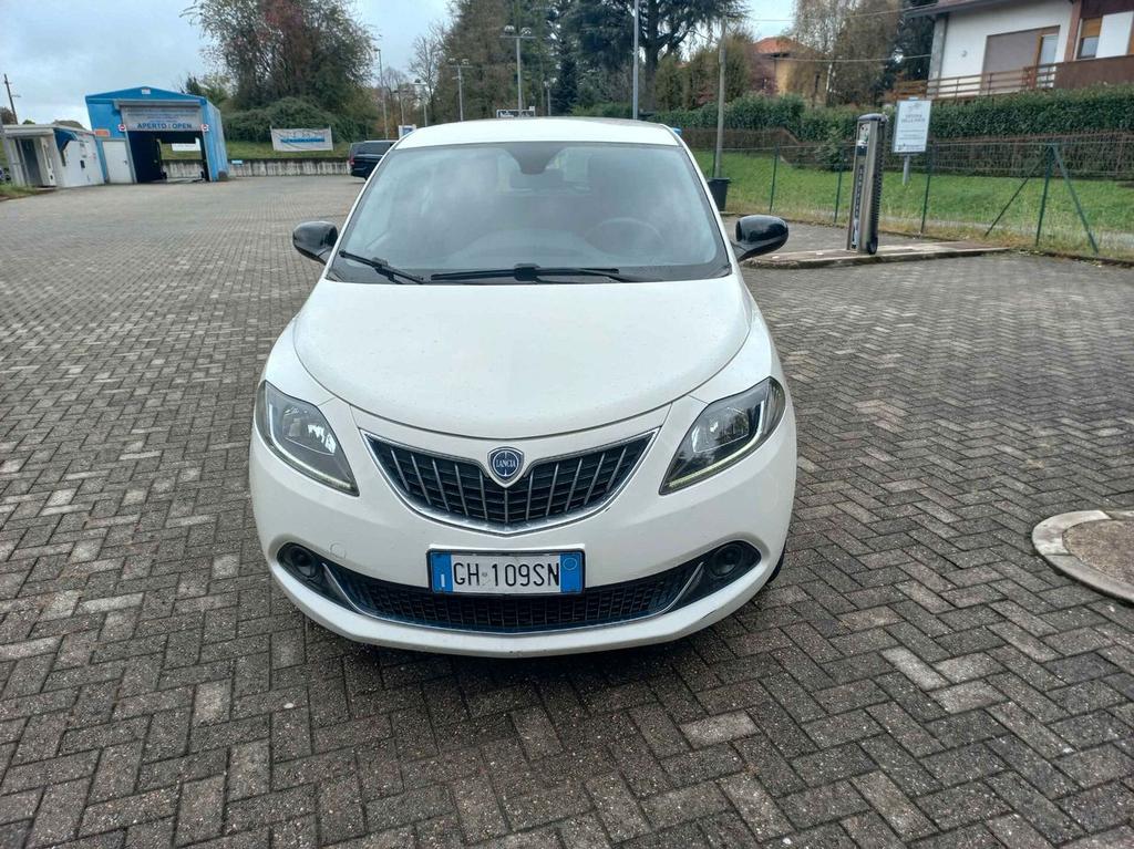 Lancia Ypsilon 2022