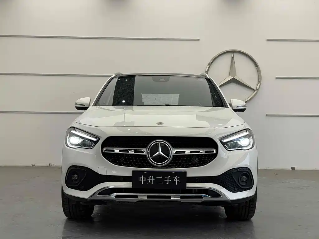 Mercedes-Benz GLA 2023