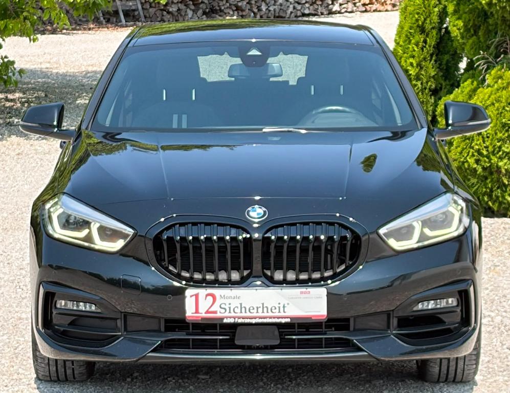 BMW 120 2021
