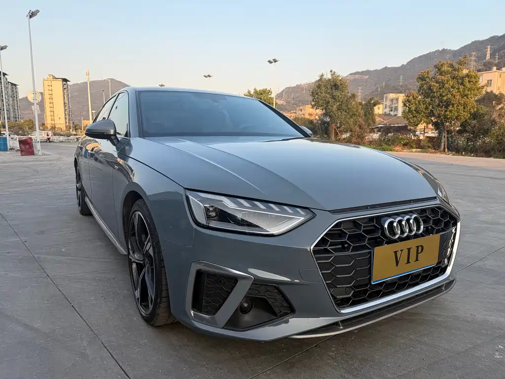 Audi A4 2022
