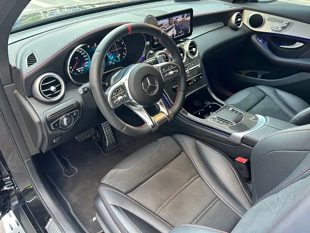 Mercedes-Benz GLC AMG 2022