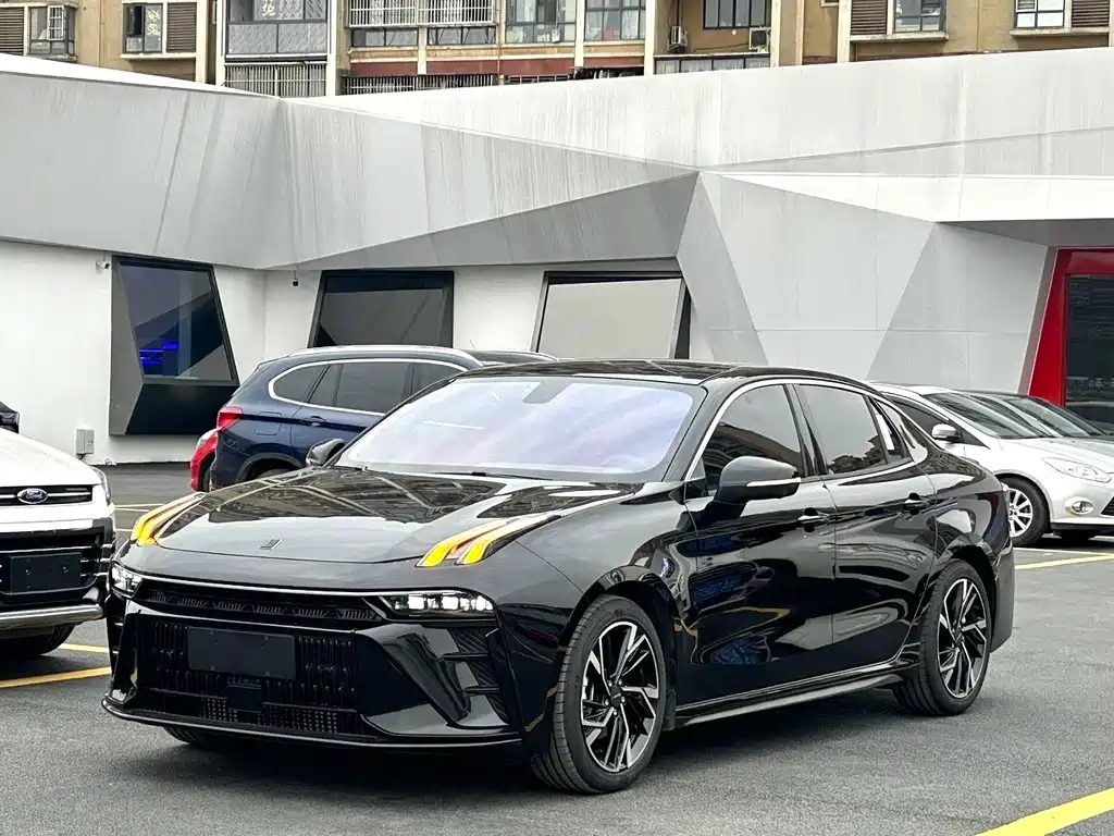 Lynk & Co 03 2023