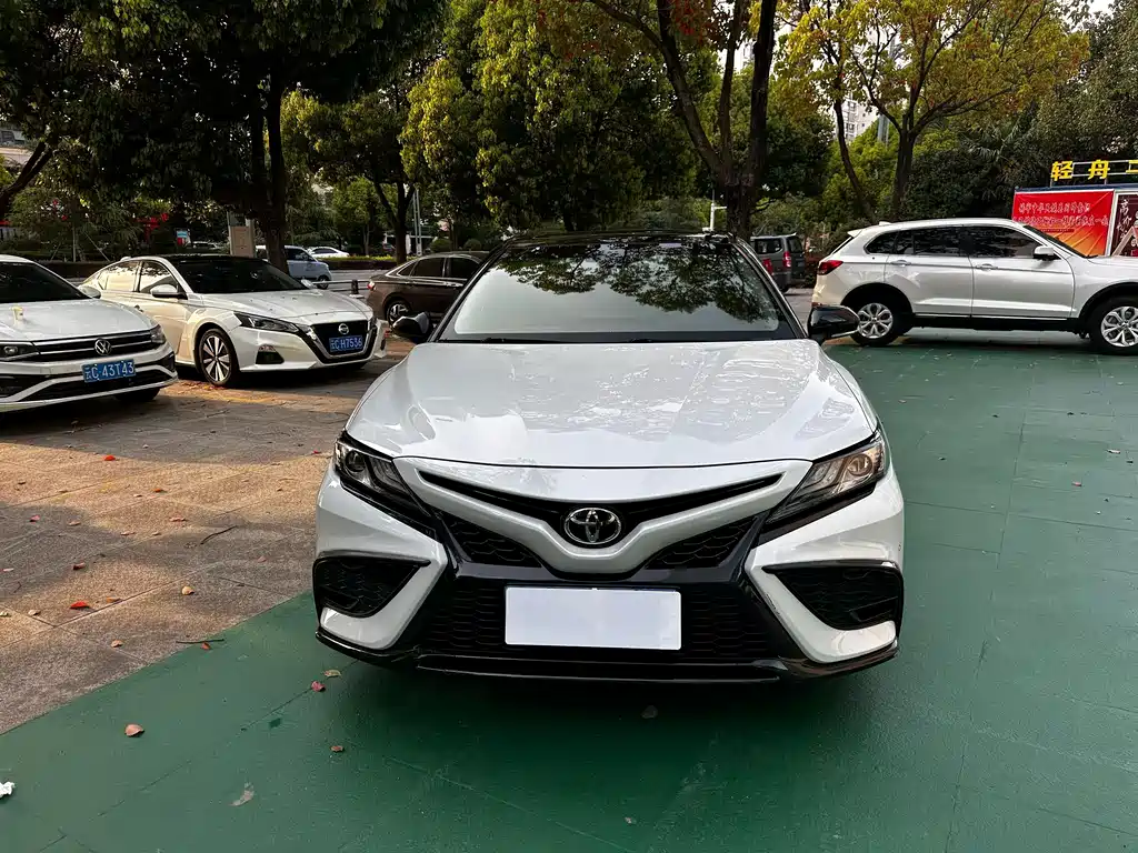 Toyota Camry 2023