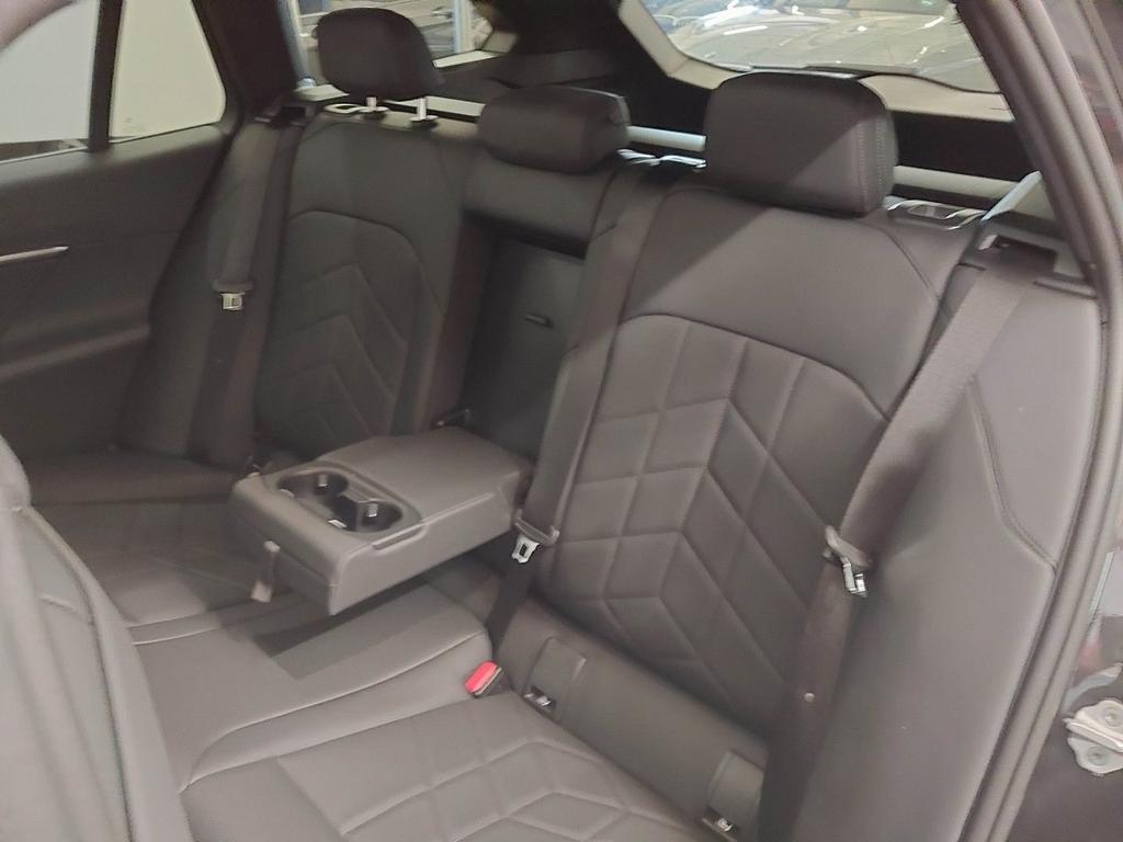 BMW 520 2025
