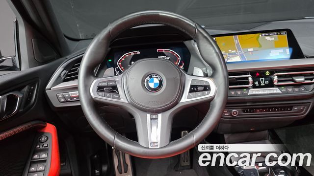 BMW 1 серии 2021