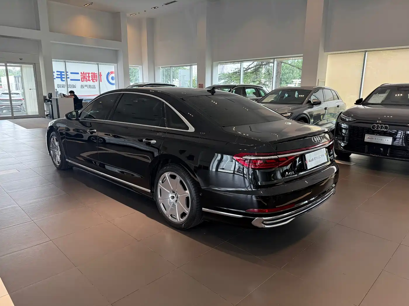 Audi A8 2023