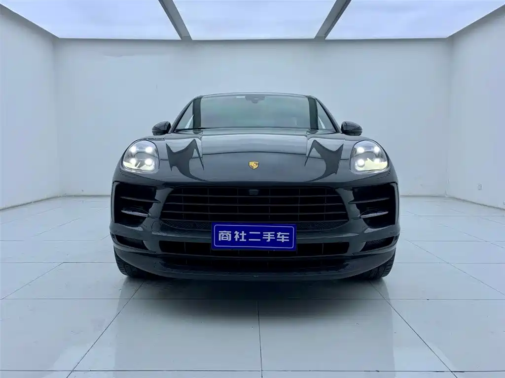 Porsche Macan 2021
