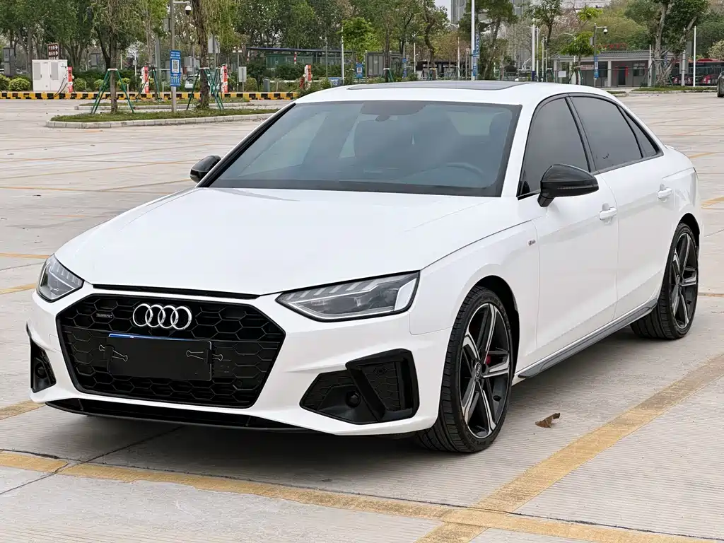 Audi A4 2022
