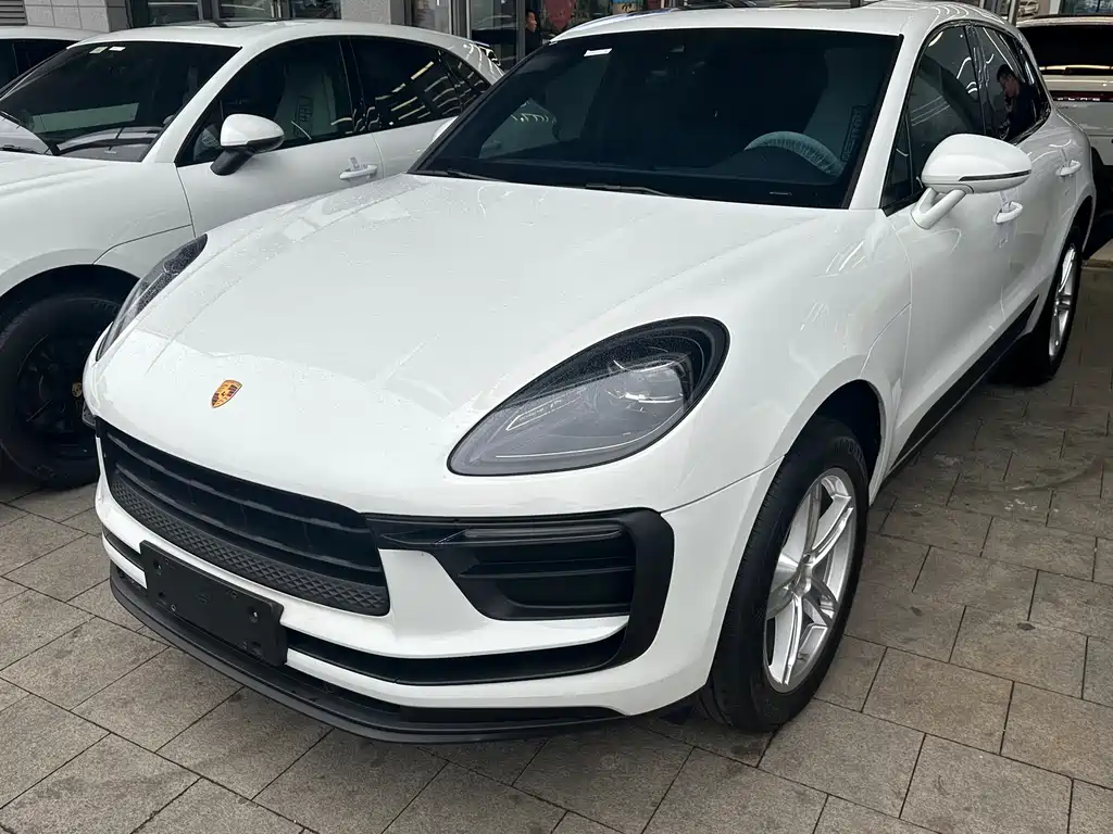 Porsche Macan 2021