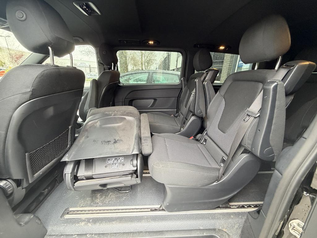 Mercedes-Benz V 220 2023