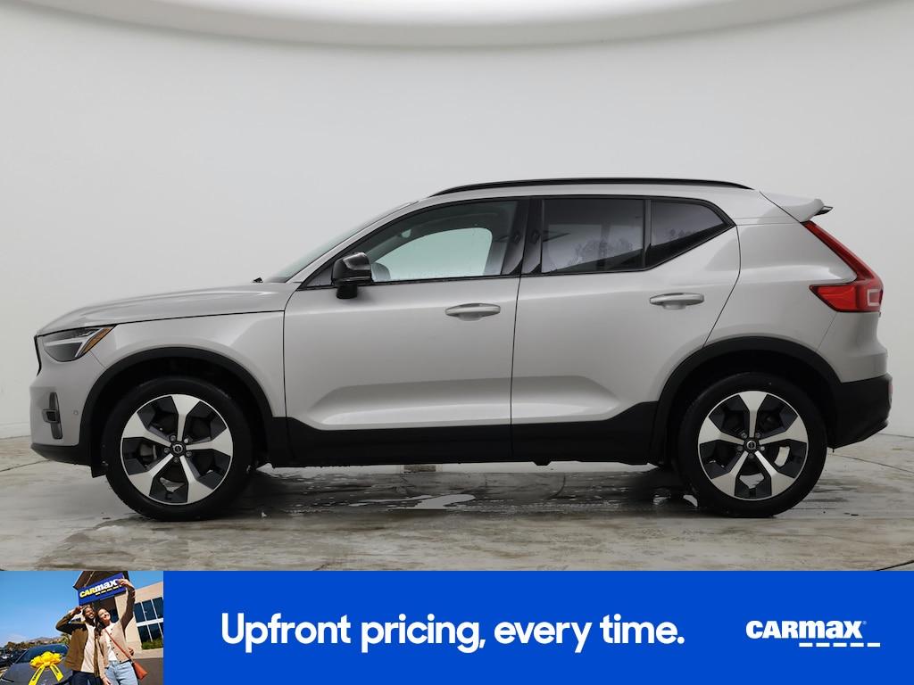 Volvo XC40 2023