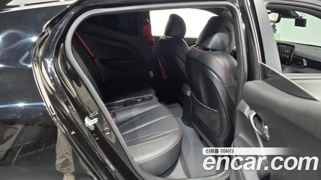 Hyundai Veloster 2020