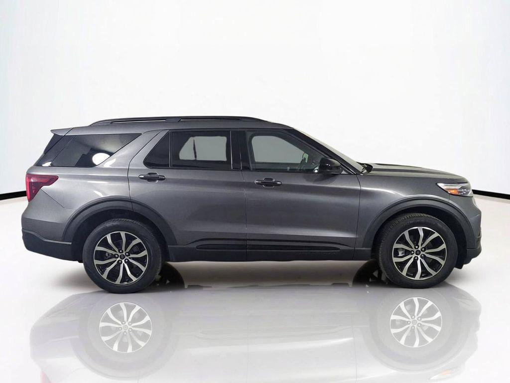 Ford Explorer 2022