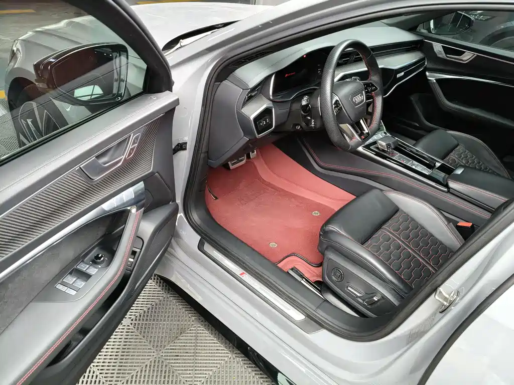 Audi RS 6 2023