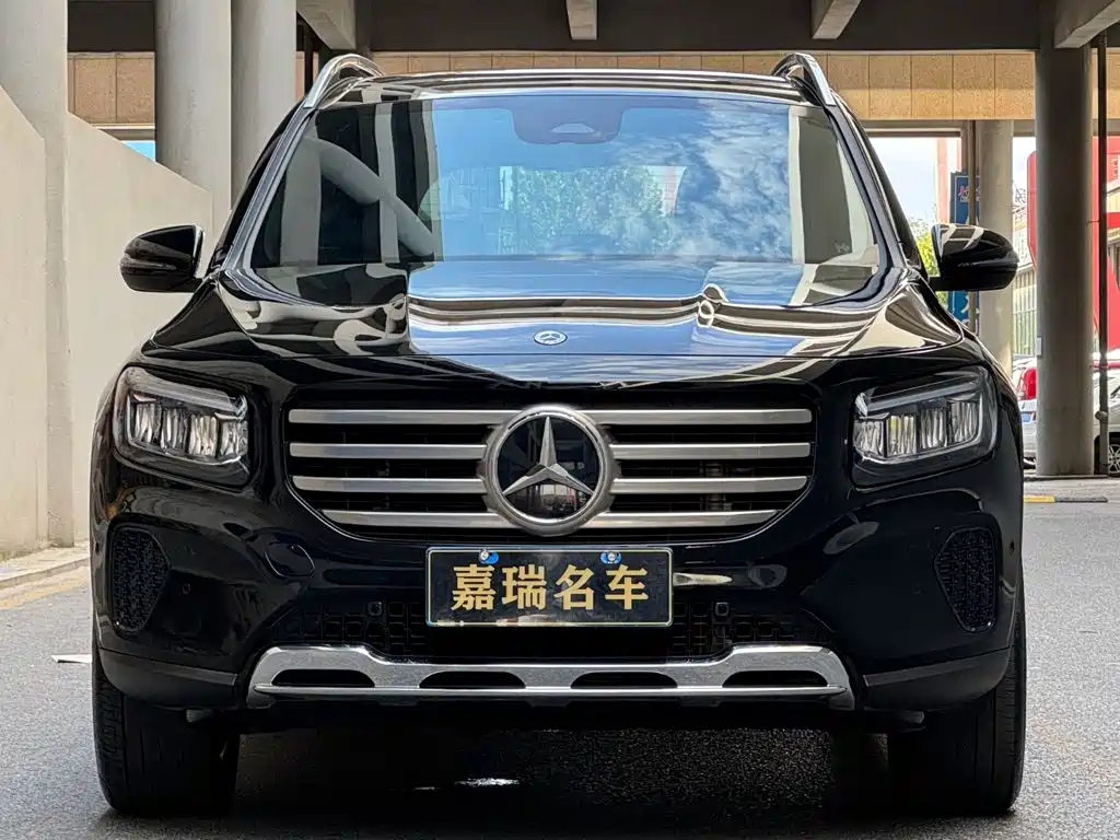 Mercedes-Benz GLB 2023