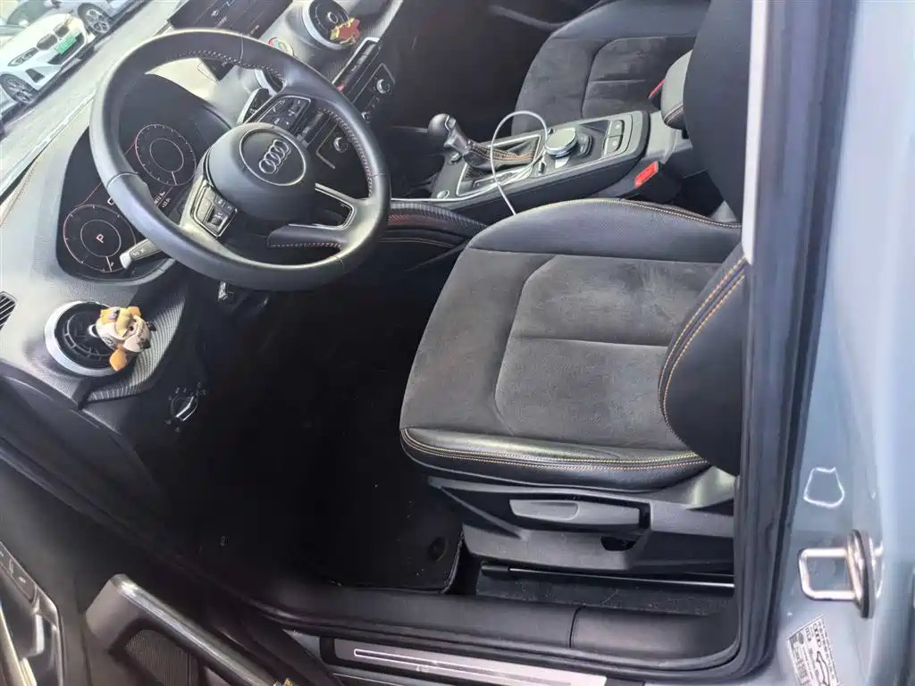 Audi e-tron 2022