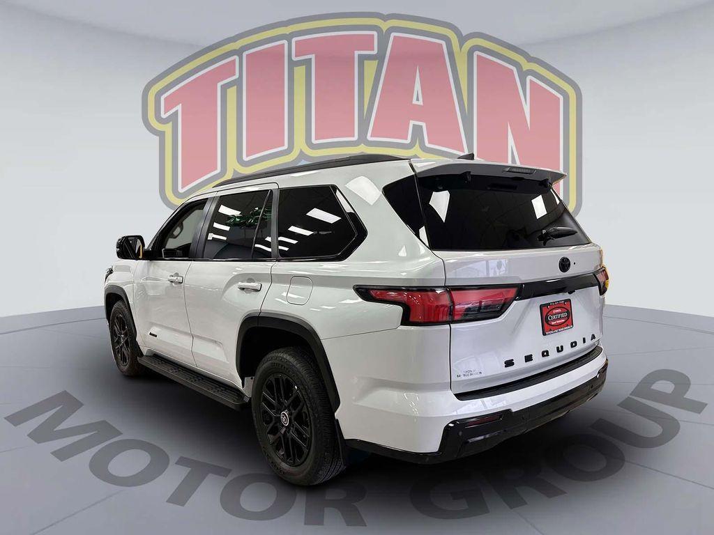 Toyota Sequoia 2024