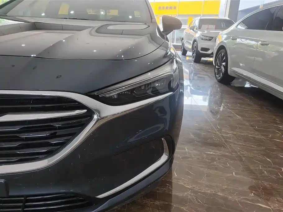 Buick LaCrosse 2022