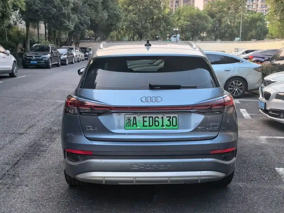 Audi Q4 e-tron 2023