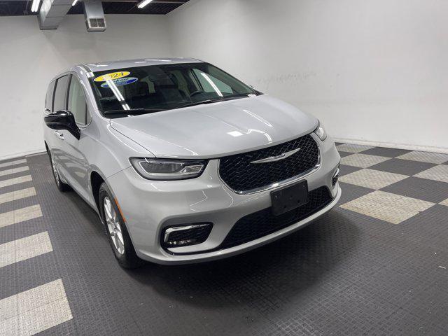 Chrysler Pacifica 2024