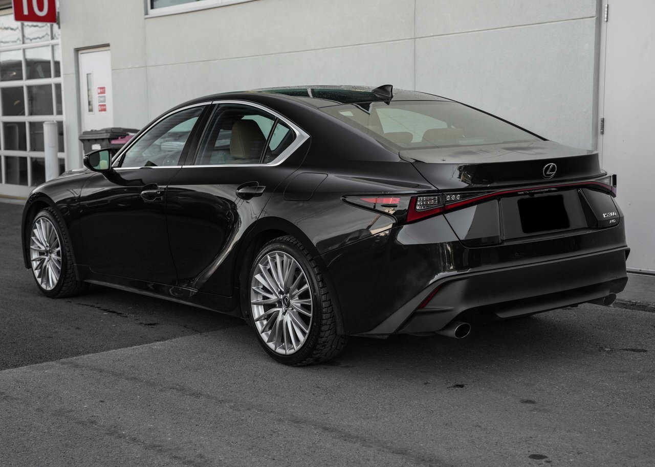 Lexus IS 300 2022