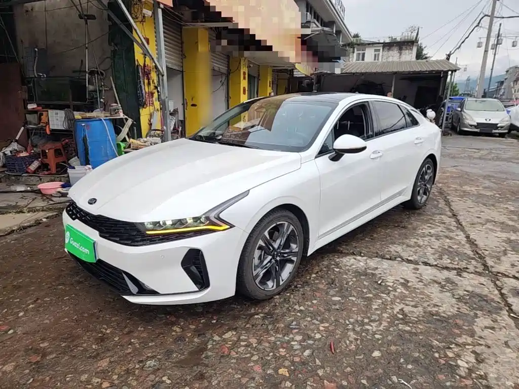 Kia K5 2021