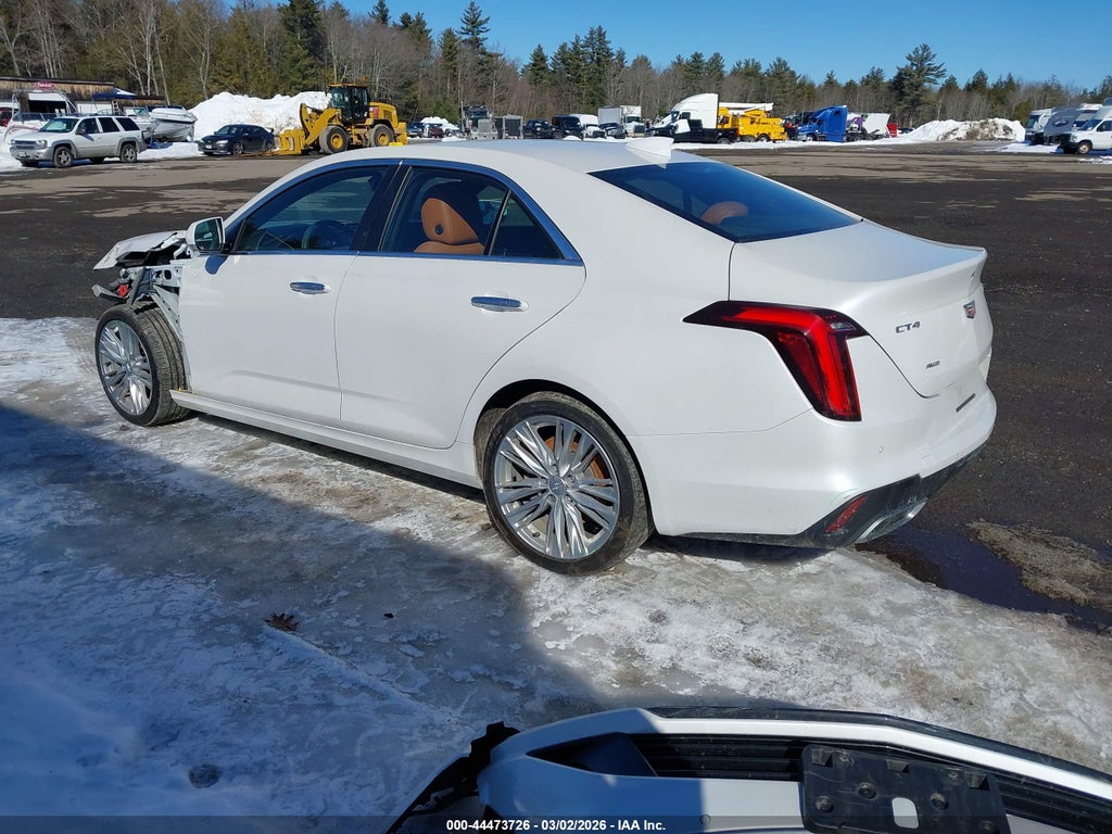 Cadillac CT4 2022