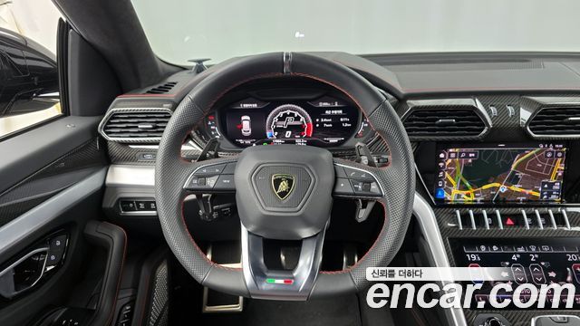 Lamborghini Urus 2021