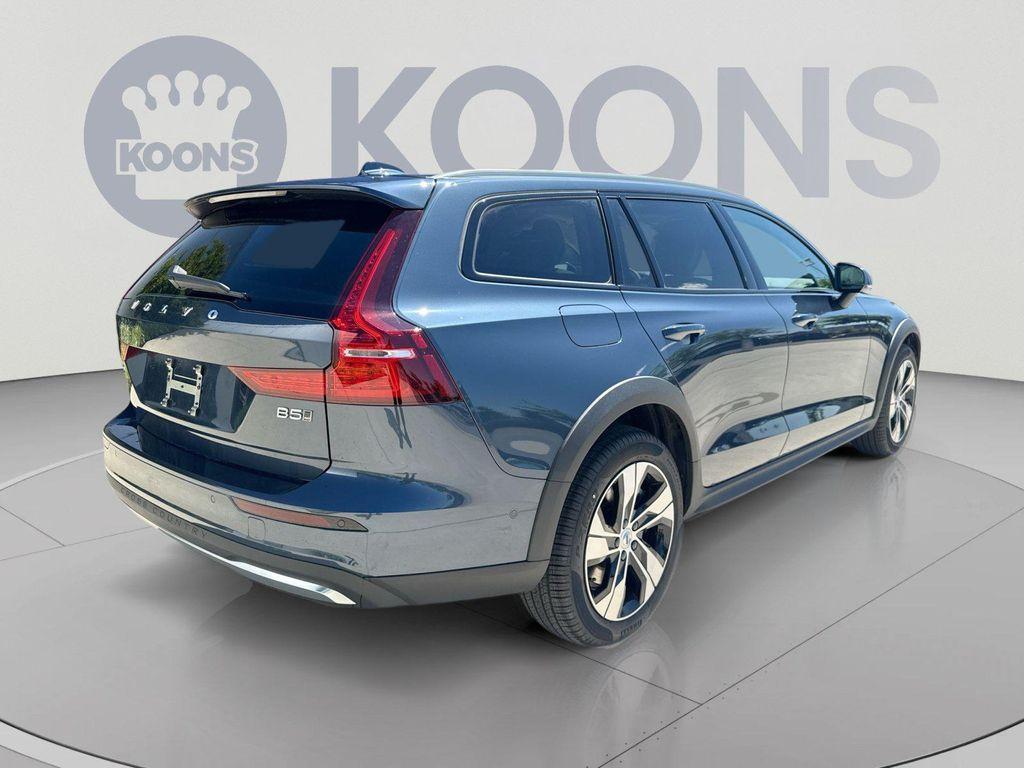Volvo V60 Cross Country 2026