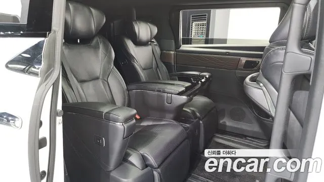 Toyota Alphard 2023