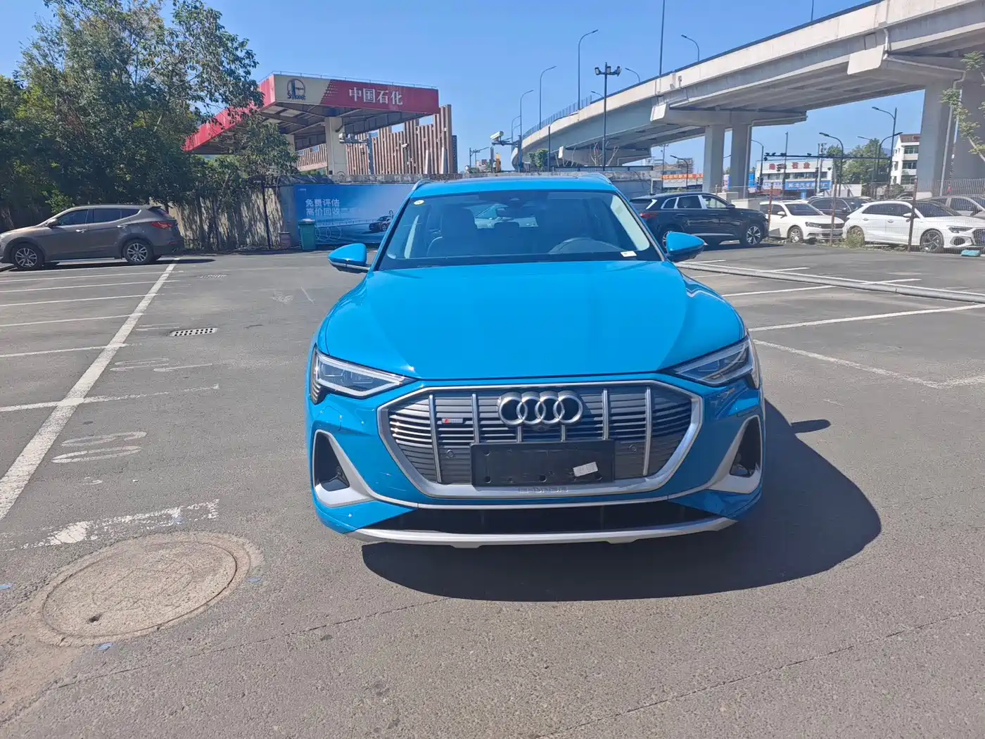Audi e-tron 2025