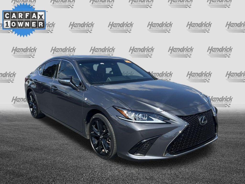 Lexus ES 2023