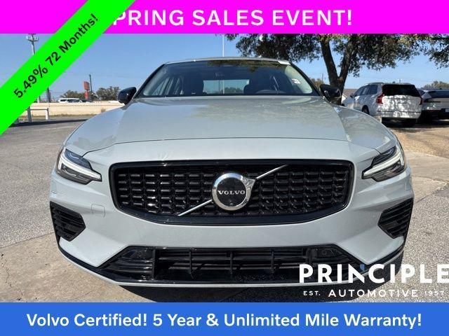 Volvo S60 2025