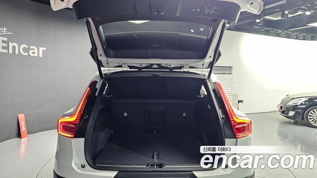 Volvo XC40 2021