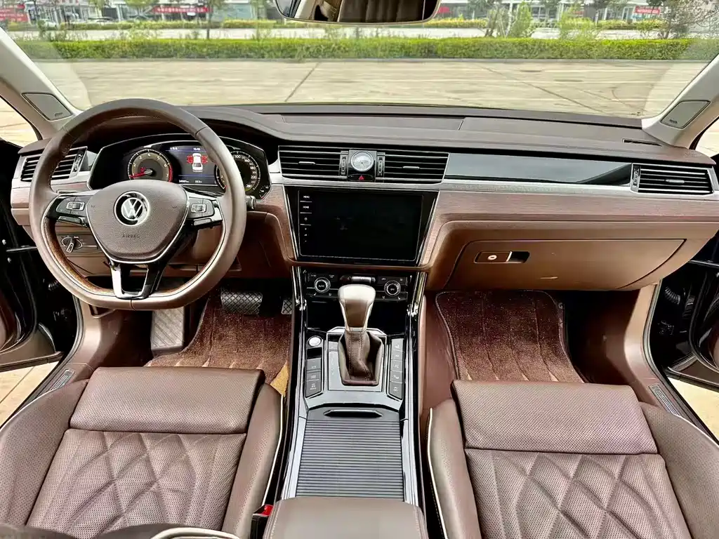 Volkswagen Phideon 2023