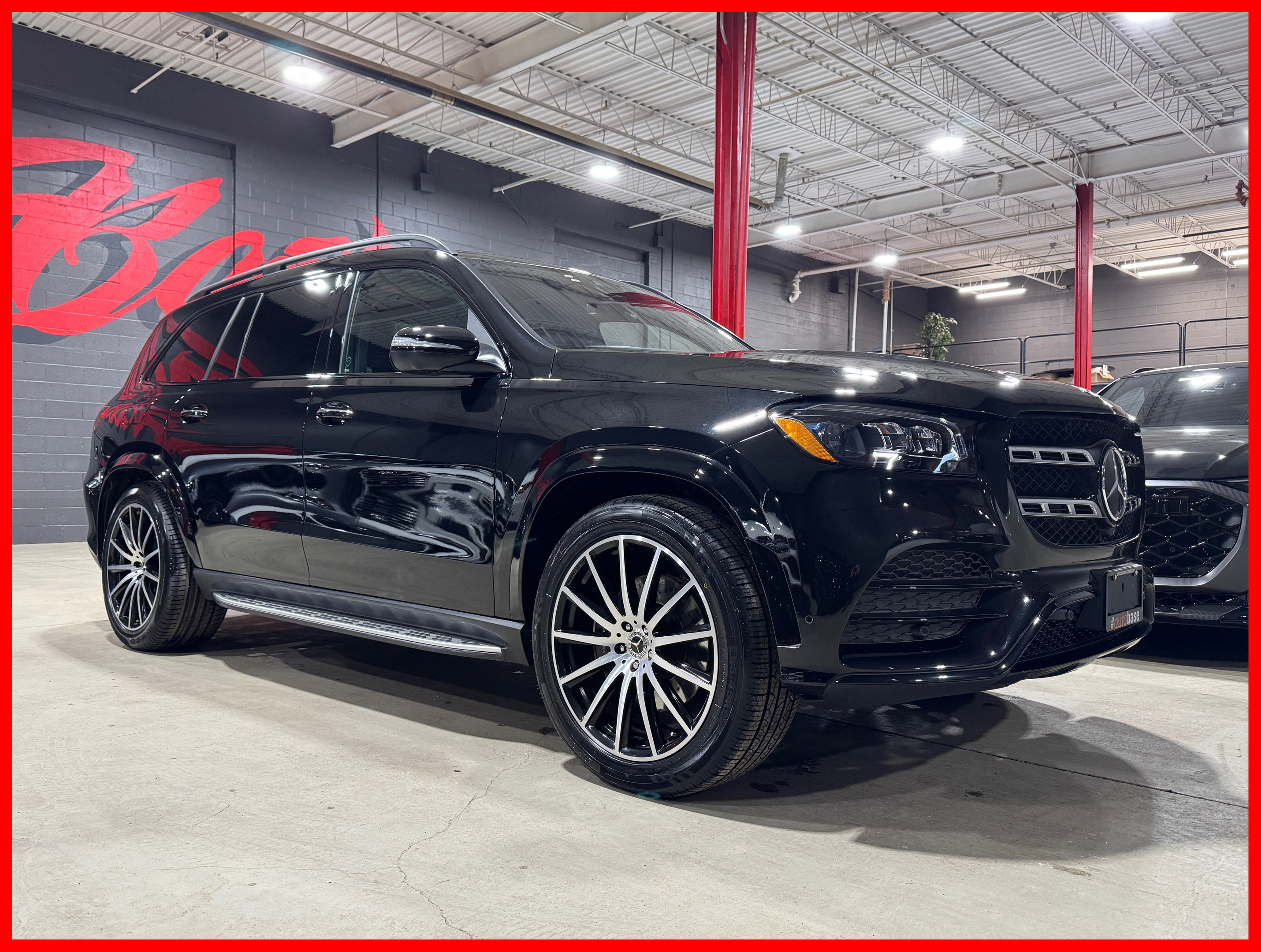 Mercedes-Benz GLS 2023