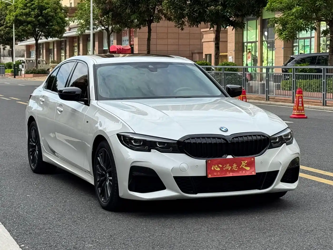 BMW 3 серии 2021