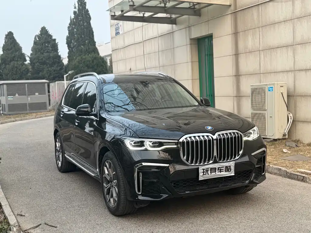 BMW X7 2022