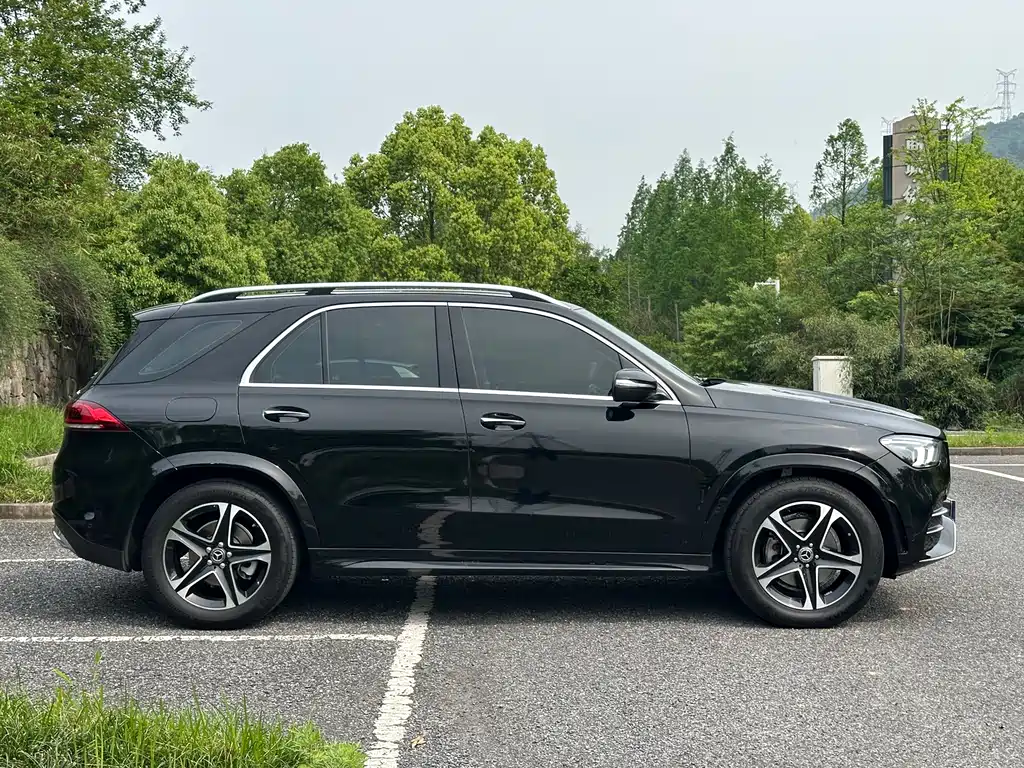 Mercedes-Benz GLE 2023