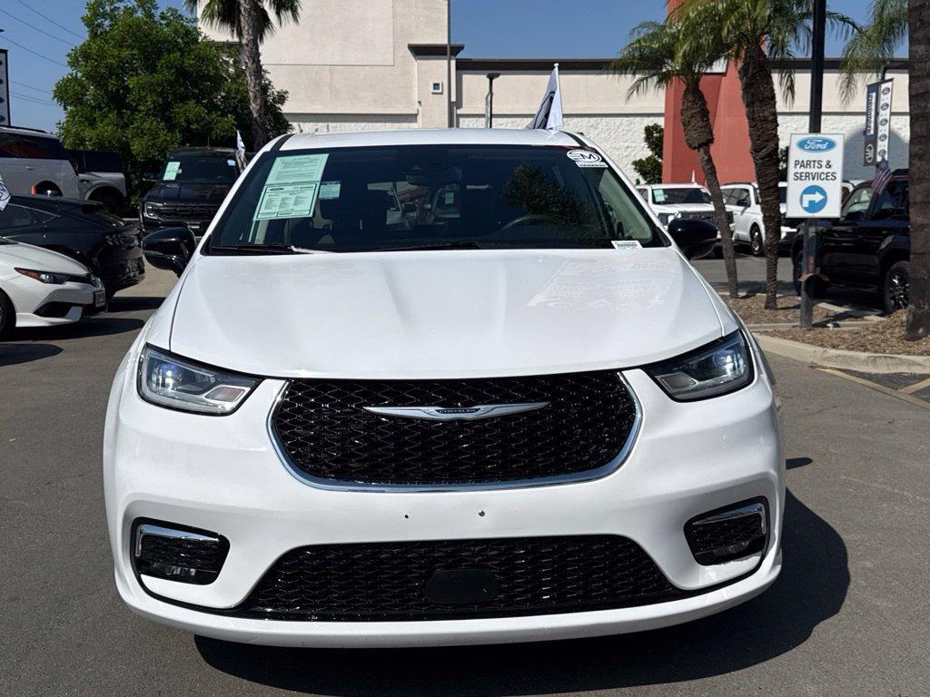 Chrysler Pacifica 2024